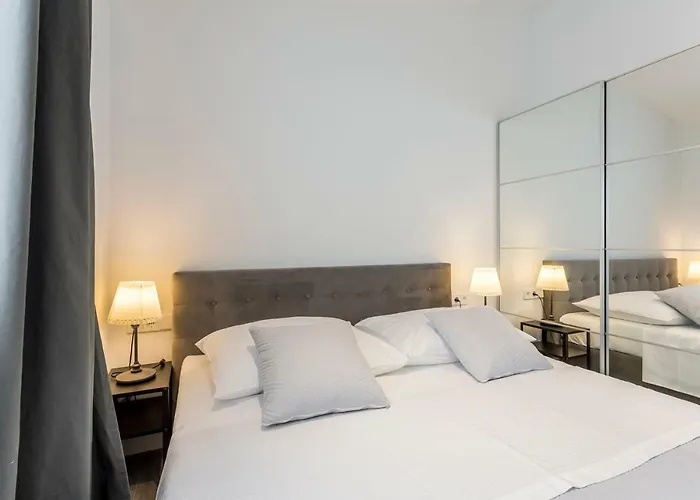 Seahouse H.a.w.k. بيساك