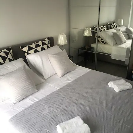 Seahouse H.a.w.k. Apartment *