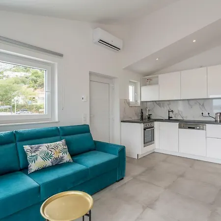 Seahouse H.a.w.k. * Pisak